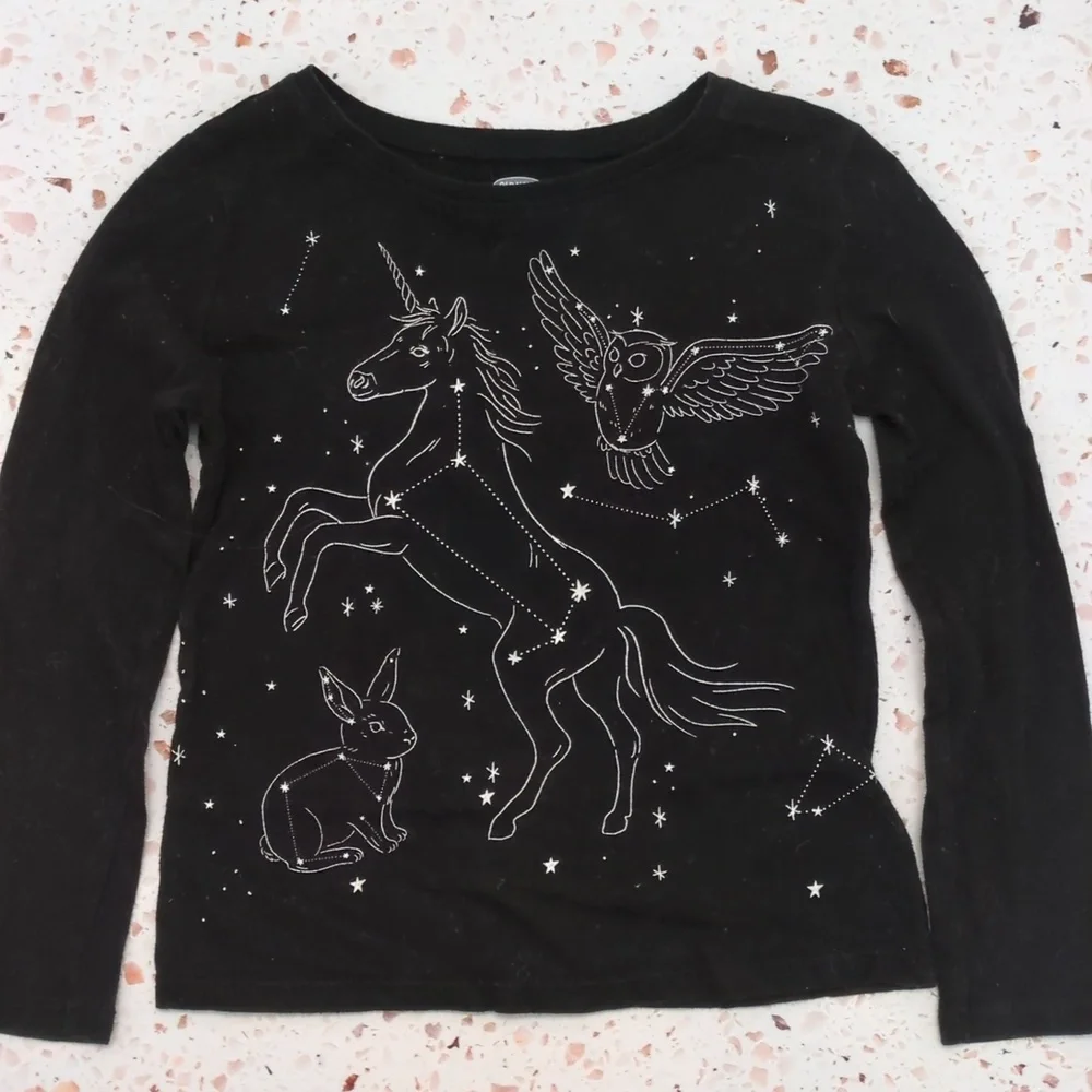 Old Navy | Constellations Black Long Sleeve Casual NightSky Fantasy T-Shirt | 5T